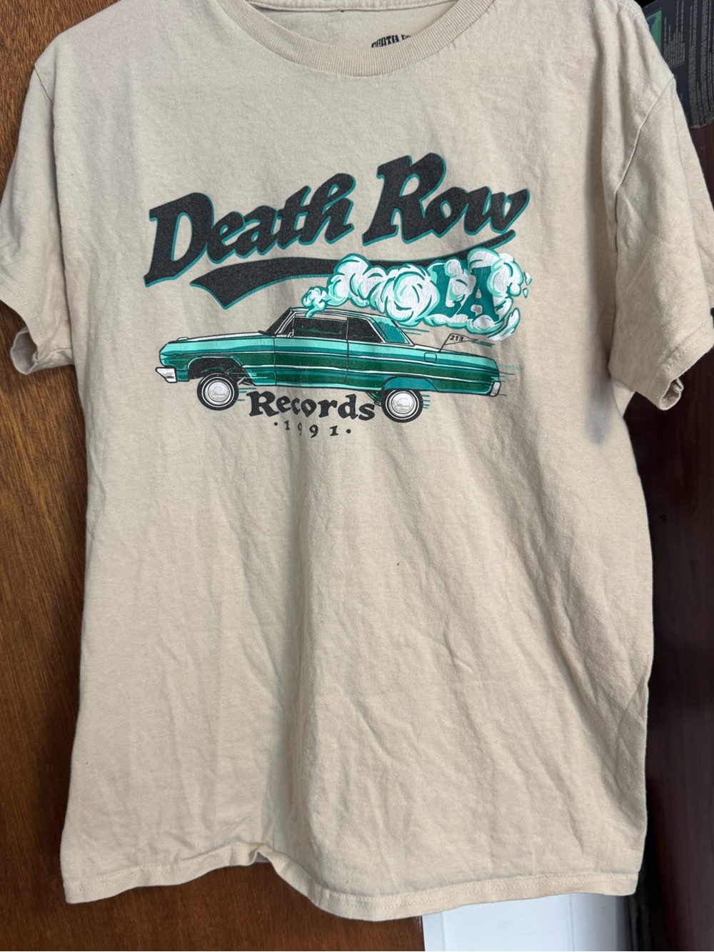 Beige Graphic Tee with Teal Car